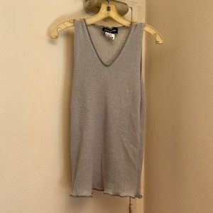 Gray top